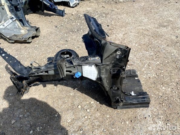 Четверть передняя левая Лексус нх 200 300