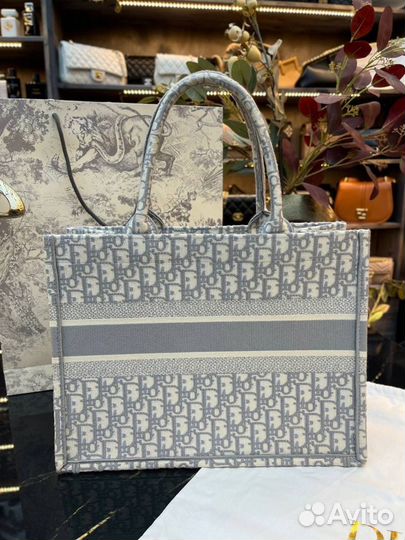 Сумка Christian Dior Book Tote