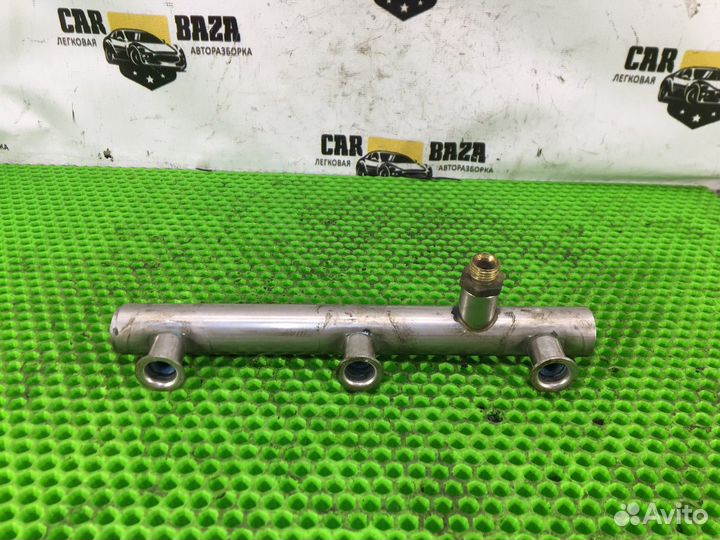 Рейка топливная (рампа) правая R