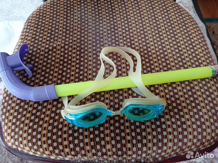 Очки для плавания