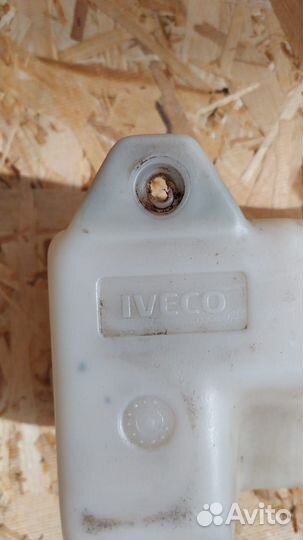 Бачок омывателя iveco cargo 2000 года