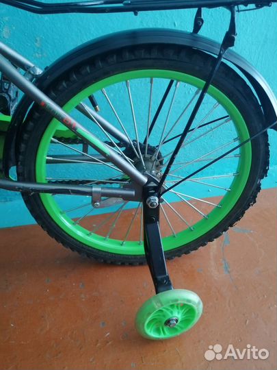Детский велосипед 18 колеса