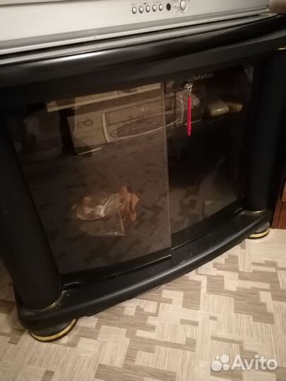 Тумба под телевизор