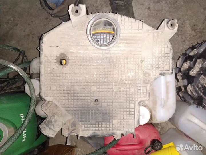 Корпус воздушного фильтра renault logan