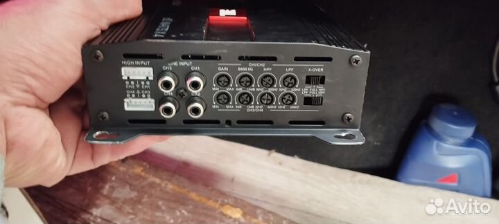 Усилитель звука JBL