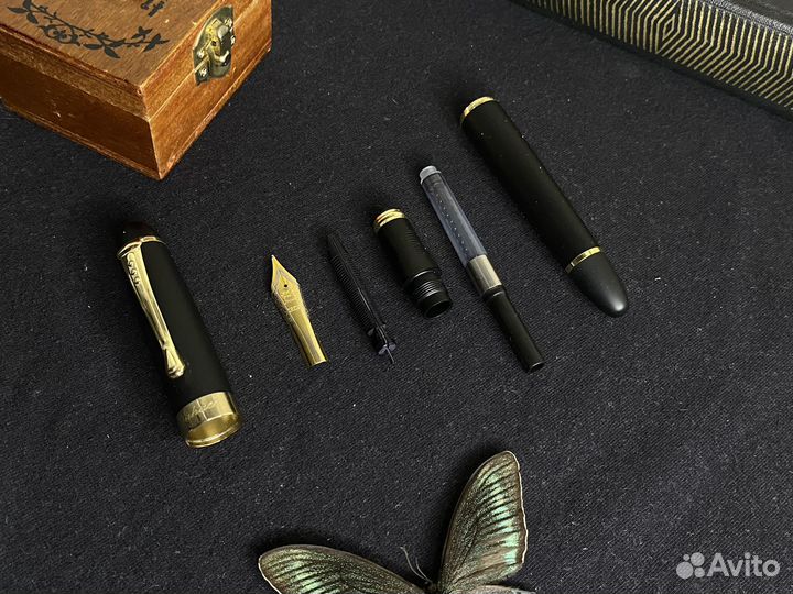 Перьевая ручка