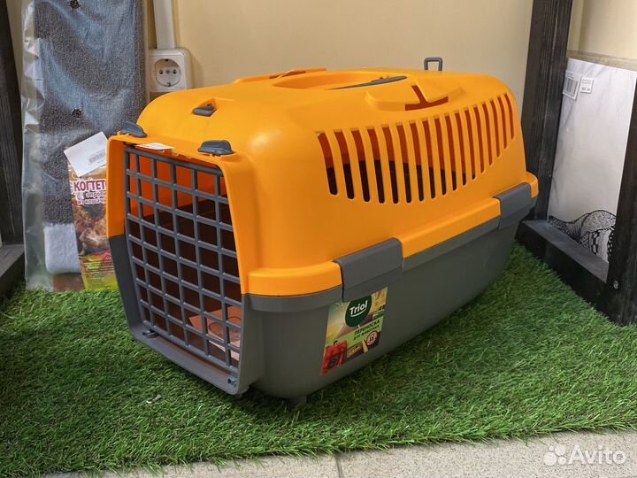 Переноска для собак и кошек