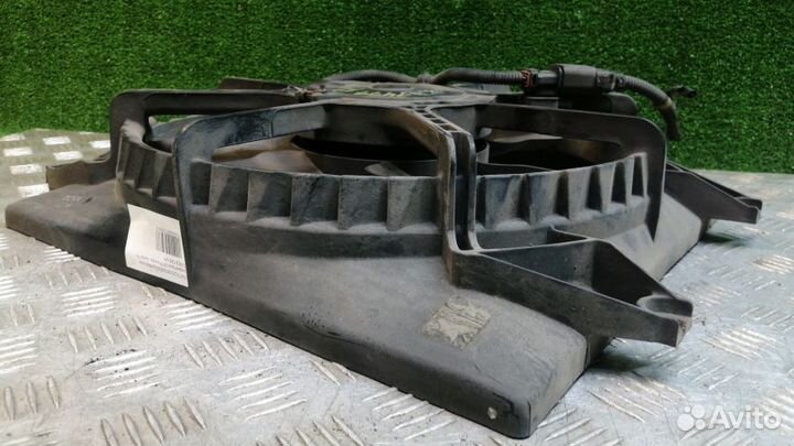 Диффузор радиатора Hyundai Santa Fe Левый