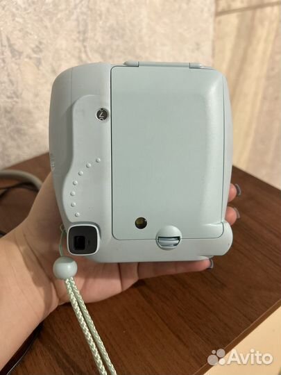 Фотоаппарат polaroid instax