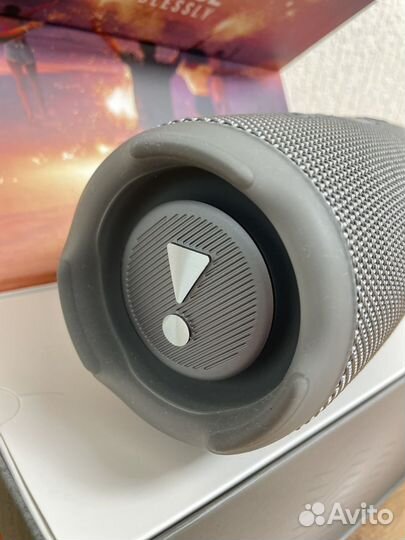 Колонка jbl charge 5 Б/У