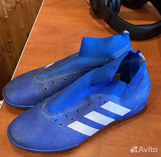 Футбольные бутсы adidas nemeziz 18.1