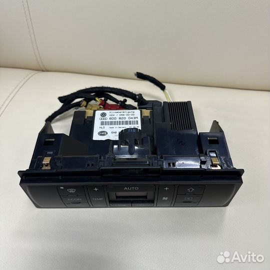 Блок управления климатом Audi A4 B5 8D0820043M