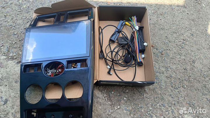 Магнитола Tesla на LADA Priora-1. На 9 дюймов