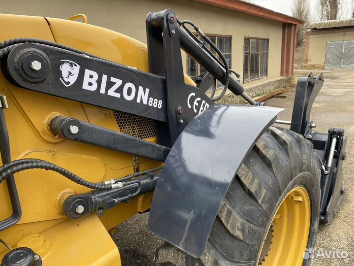Экскаватор-погрузчик Bizon 888, 2022
