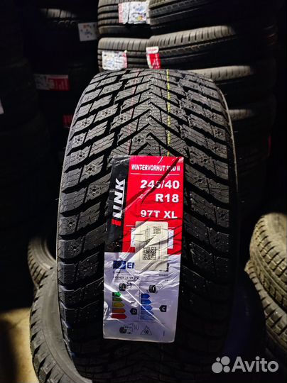 iLink Wintervorhut Stud II 245/40 R18 97T