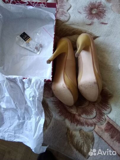 Продаю туфли