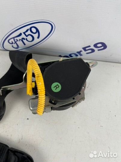 Ремень безопасности передний правый Kia Ceed ED