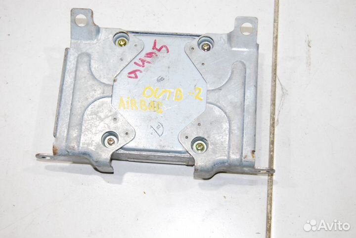 Блок SRS Subaru Outback BH 2.5 2000