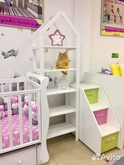 Стеллаж в детскую