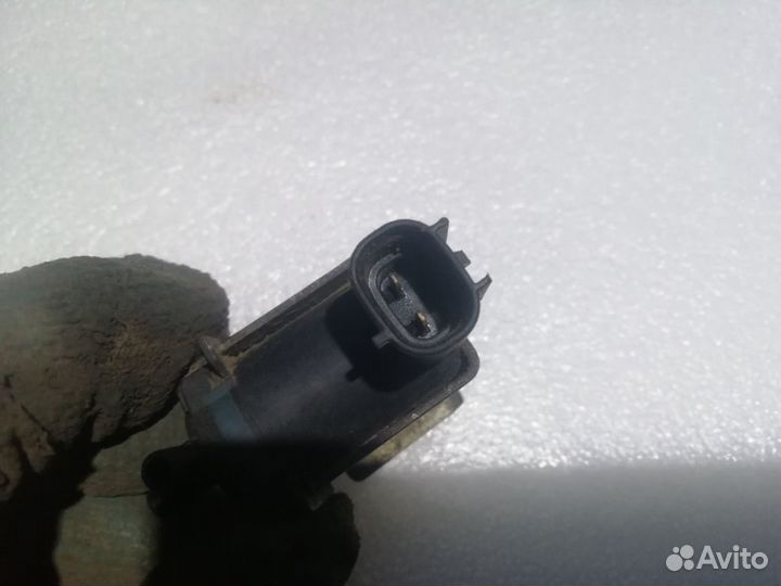 Клапан впускного колектора Toyota Land Cruiser 100