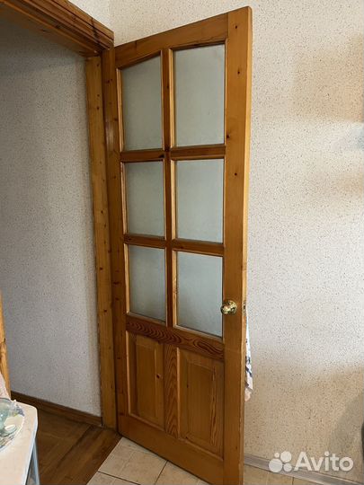 Межкомнатные двери б/у деревянные с коробками