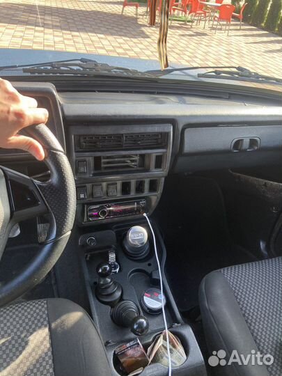 LADA 4x4 (Нива) 1.7 МТ, 1999, 200 000 км