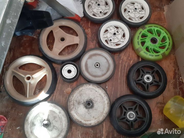 Колесики, 11 см, 14 см, 20 штук, разные