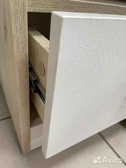 Письменный стол