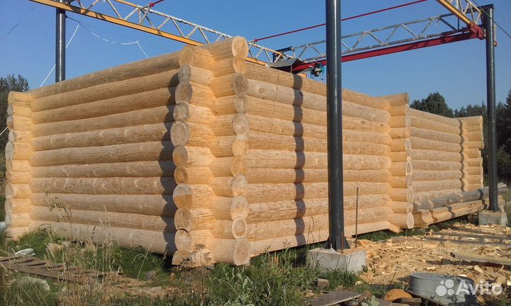 Срубы бань и домов