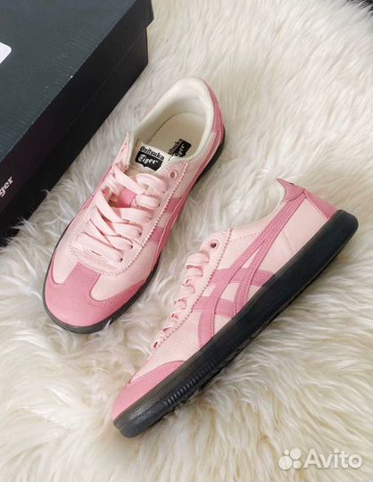 Onitsuka tiger pink оригинал