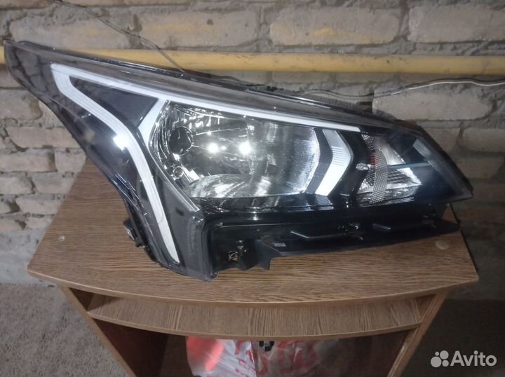 Фара правая kia rio 3