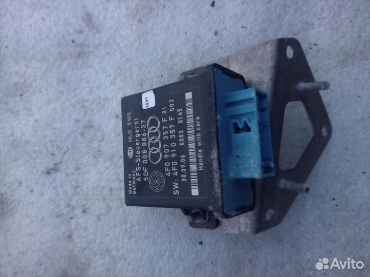 Блок управления корректором фар Audi A8 D3