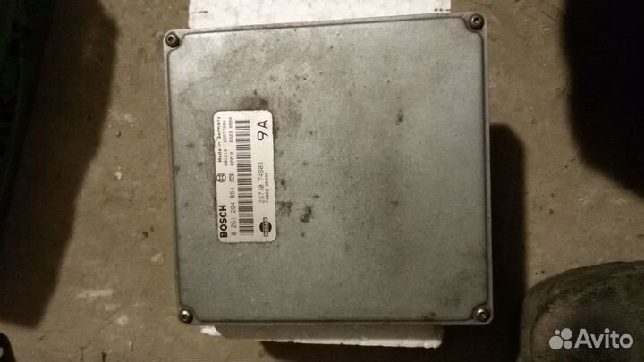 Ниссан микра к 11 блок управления двигателем