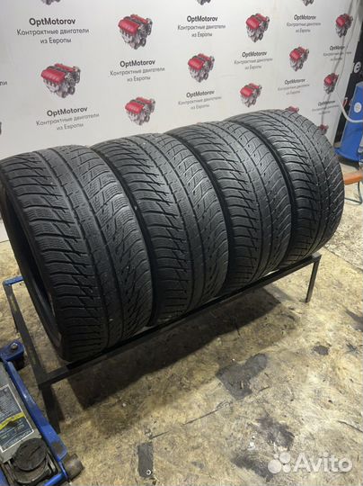 Nokian Tyres WR SUV 3 295/35 R21 107V