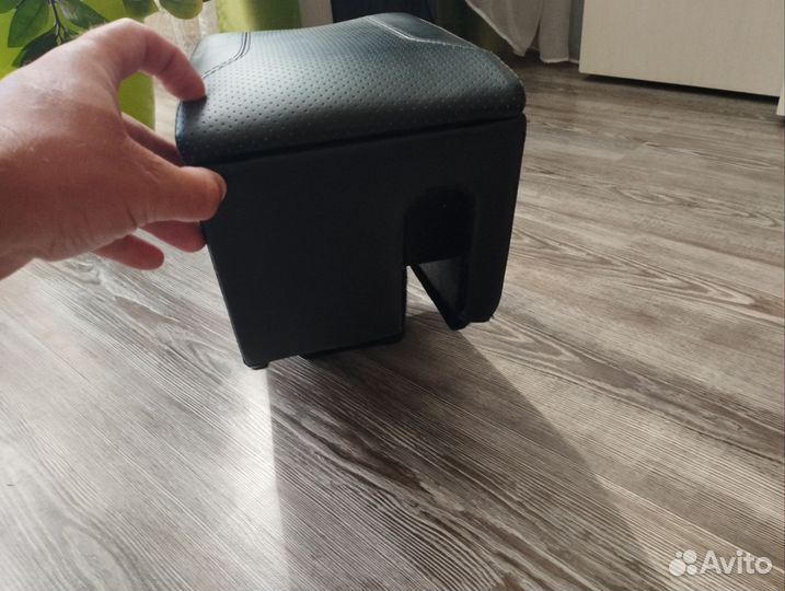 Подлокотники на hyundai solaris, KIA RIO