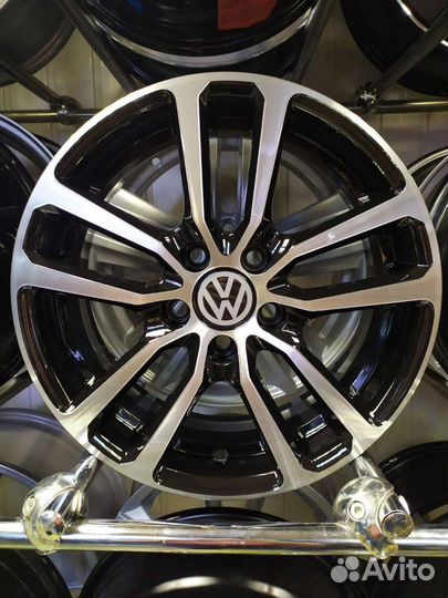 Диски R15 5х100 et 38 d57,1 Vector Новые