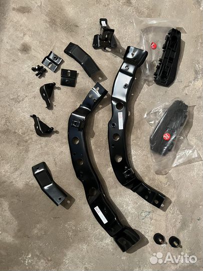 Замок капота land cruiser