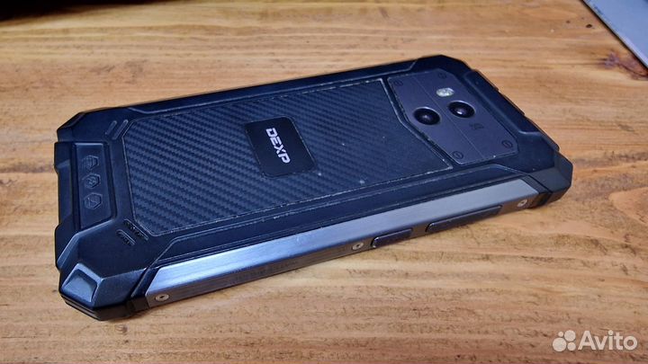 Смартфон dexp T155 16Gb LTE