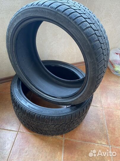 Bridgestone Blizzak LM-25 255/35 R19 96