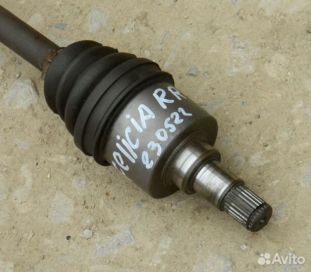 Привод передний правый Skoda Felicia