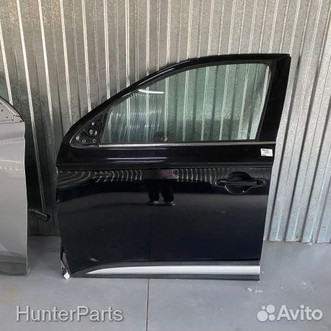 Дверь передняя левая Mitsubishi Outlander 3