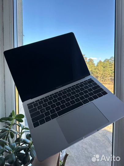 Apple MacBook Pro 13 2016 16/256