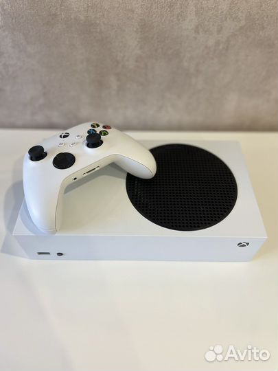 Игровая приставка xbox series s