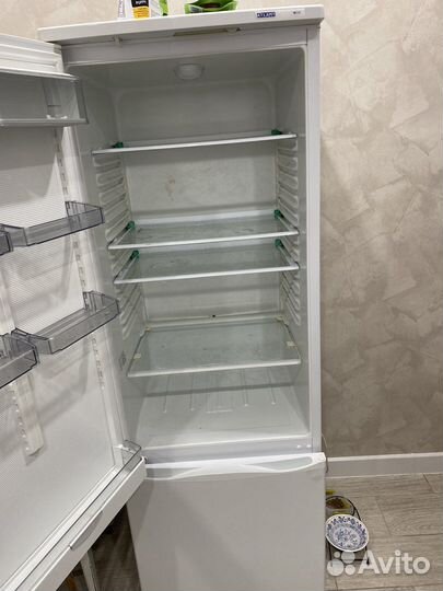 Холодильник atlant двухкамерный бу