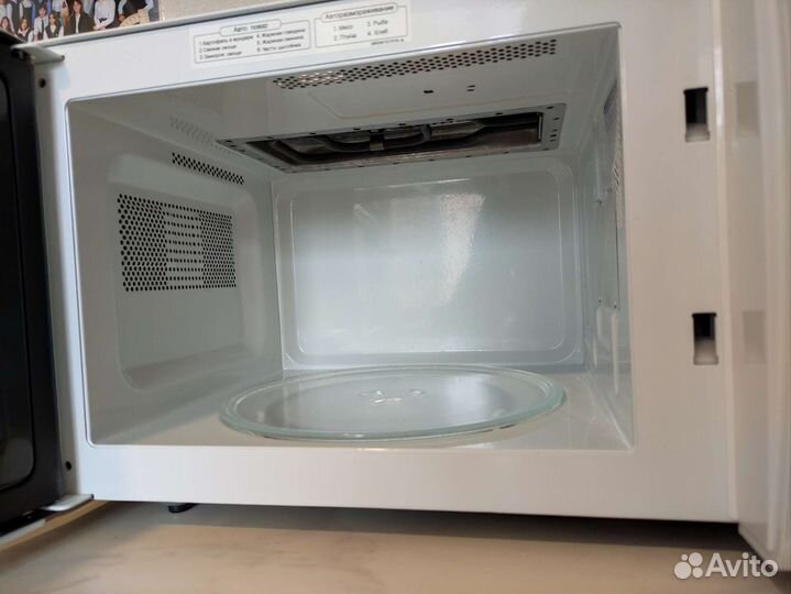 Микроволновка LG MB-4047K