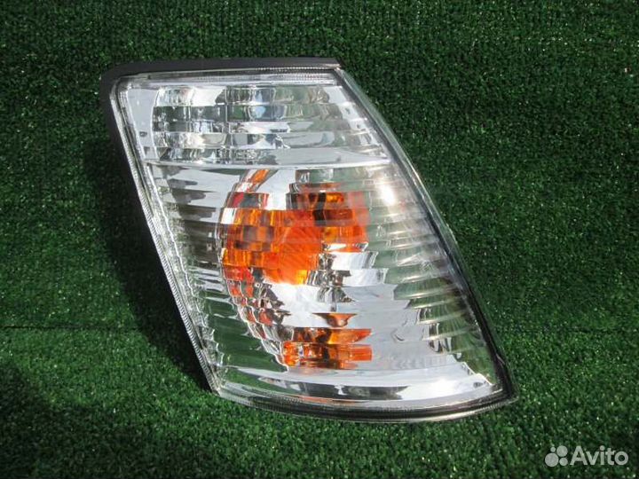 Габарит правый Toyota Gaia SXM10
