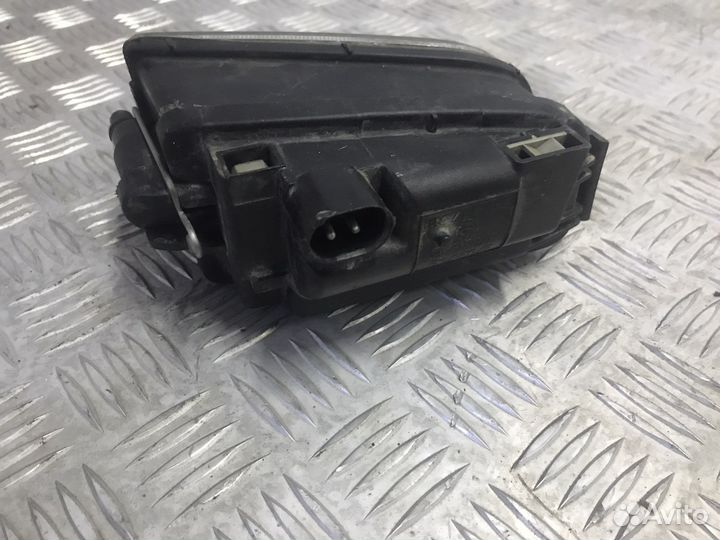 Фара противотуманная левая BMW E39