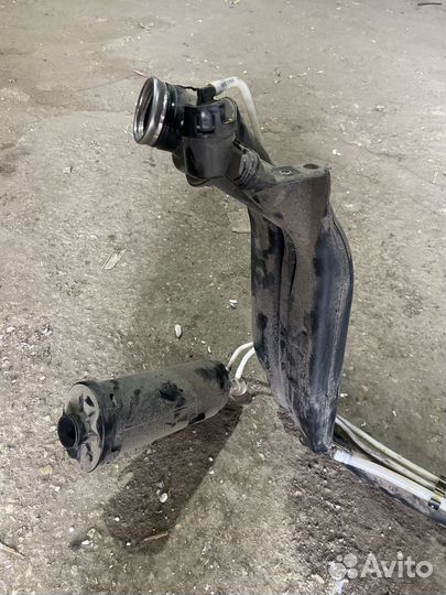 Бензобак горловина абсорбер от Skoda Rapid 2022