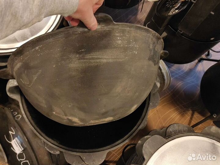 Казан Узбекский чугунный с крышкой на 16литров