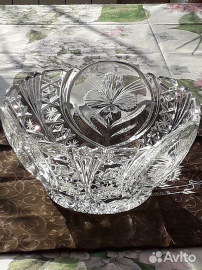 Хрустальная ваза большая